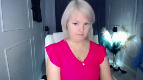 Snapshot of emmmam chatting on October 2025 07:10:02 AM emmmam online show from October 2025 07:10:02 AM