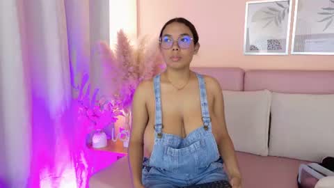 Emmy and Luna  online show from July 2026 12:33:01 PM
