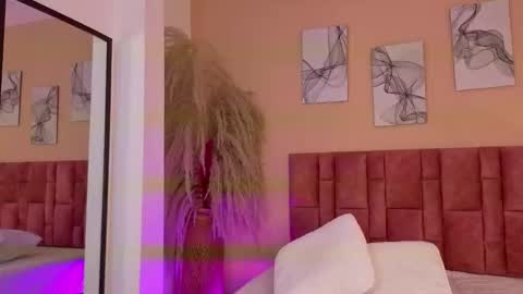 emmy_danielss online show from March 2026 11:35:01 AM