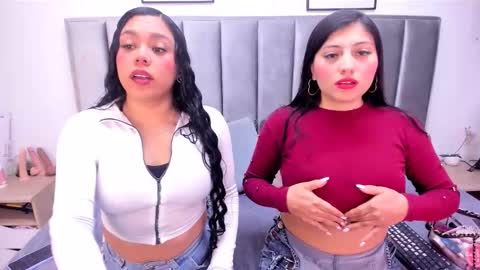 Emily  Laila  online show from October 2025 12:27:01 PM