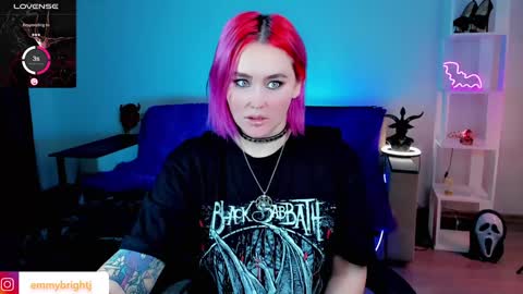 Emmy Bright     50  online show from January 2025 02:02:01 AM