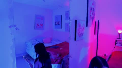 Emmy Castillo online show from June 2026 03:45:01 AM