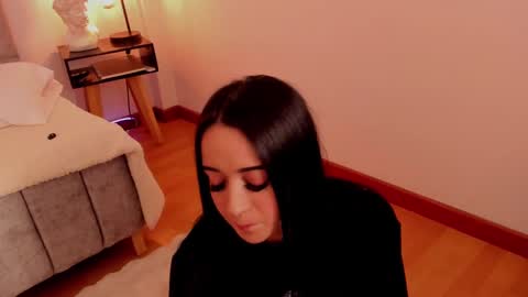 Snapshot of emmyevans1 chatting on December 2024 10:23:01 PM Emmy Evans  online show from December 2024 10:23:01 PM