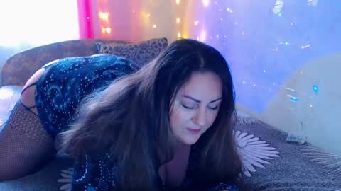 Snapshot of emmyxotty chatting on December 2024 08:37:02 AM Emmy online show from December 2024 08:37:02 AM