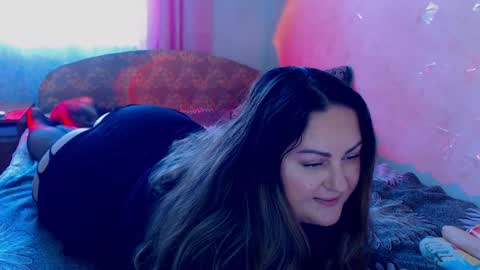 Snapshot of emmyxotty chatting on January 2025 12:58:01 PM Emmy online show from January 2025 12:58:01 PM