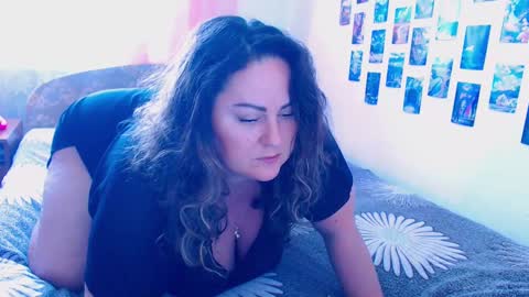 Snapshot of emmyxotty chatting on February 2025 09:30:02 AM Emmy online show from February 2025 09:30:02 AM