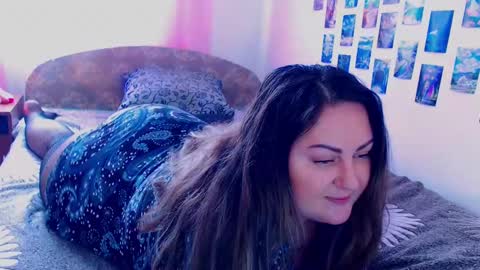 Snapshot of emmyxotty chatting on March 2025 11:07:02 AM Emmy online show from March 2025 11:07:02 AM