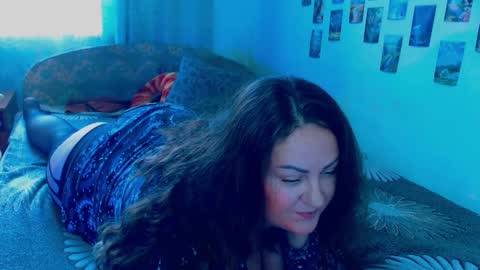 Snapshot of emmyxotty chatting on October 2025 09:43:01 AM Emmy online show from October 2025 09:43:01 AM