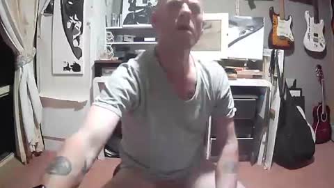 Snapshot of empirikal1 chatting on November 2025 05:17:01 PM empirikal1 online show from November 2025 05:17:01 PM