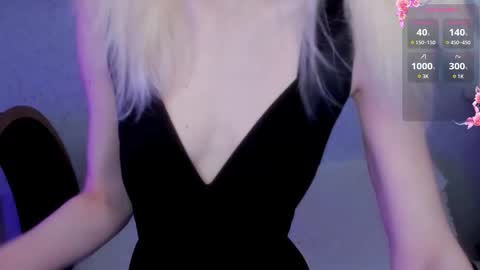 Snapshot of empress_ki chatting on February 2026 12:20:01 AM Ki online show from February 2026 12:20:01 AM