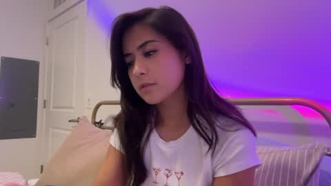 Snapshot of empressmonaa chatting on July 2026 04:59:02 AM empressmonaa online show from July 2026 04:59:02 AM