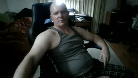 Snapshot of emsguy1 chatting on July 2026 04:54:01 AM Matt online show from July 2026 04:54:01 AM