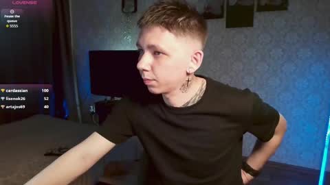 Snapshot of emveeboy96 chatting on May 2026 08:47:01 PM emveeboy96 online show from May 2026 08:47:01 PM