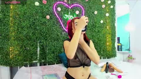 Snapshot of emy_0 chatting on December 2024 03:36:01 AM Emy online show from December 2024 03:36:01 AM