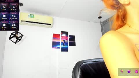 Snapshot of emy_0 chatting on December 2024 03:09:01 AM Emy online show from December 2024 03:09:01 AM