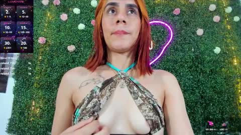 Snapshot of emy_0 chatting on January 2025 09:18:01 AM Emy online show from January 2025 09:18:01 AM