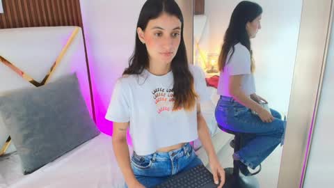 EMY FERRER online show from April 2026 03:13:02 AM