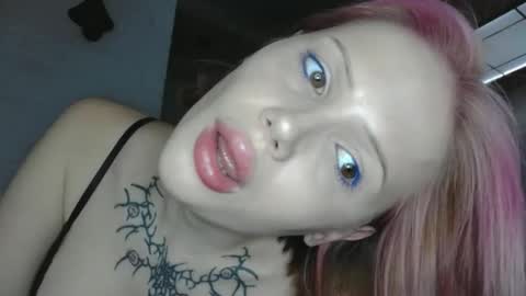 Snapshot of emydeliro chatting on September 2025 07:59:01 PM emydeliro online show from September 2025 07:59:01 PM