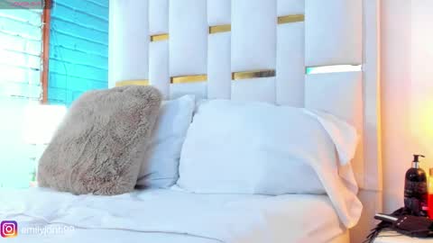 EMYLY  online show from January 2025 12:01:01 AM