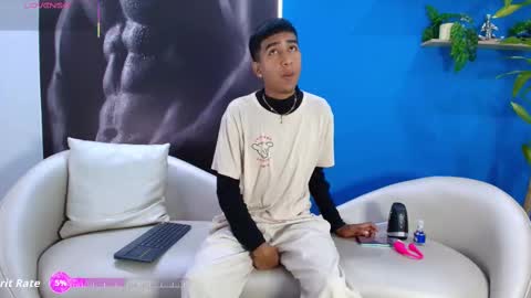 Snapshot of ender_h0t chatting on September 2025 02:18:02 PM Ender online show from September 2025 02:18:02 PM