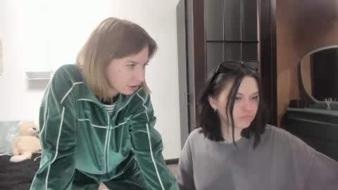 endycorry online show from April 2026 09:46:01 PM