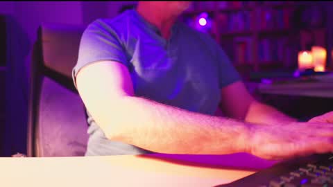 uk online show from January 2025 01:26:01 AM