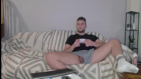 Snapshot of englishladxxx chatting on December 2024 10:07:02 PM Englishladxxx online show from December 2024 10:07:02 PM