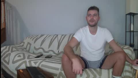 Snapshot of englishladxxx chatting on October 2025 11:37:02 PM Englishladxxx online show from October 2025 11:37:02 PM