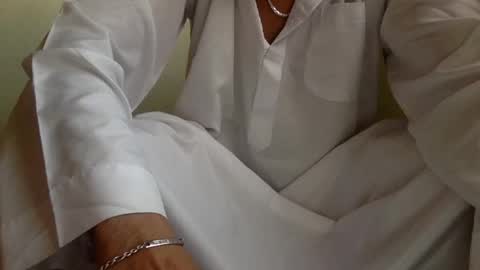 Snapshot of enjooythenut chatting on January 2025 02:28:01 PM Batman online show from January 2025 02:28:01 PM