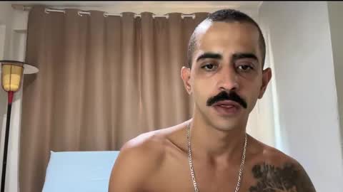 Snapshot of enjoythetrip chatting on December 2024 10:02:01 AM Luke online show from December 2024 10:02:01 AM