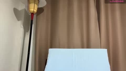 Snapshot of enjoythetrip chatting on February 2025 01:06:01 PM Luke online show from February 2025 01:06:01 PM