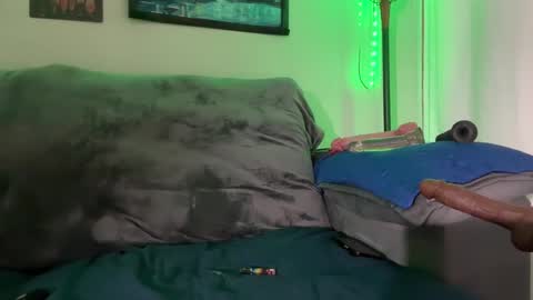 Snapshot of enjoythetrip chatting on September 2025 06:25:02 AM Luke online show from September 2025 06:25:02 AM