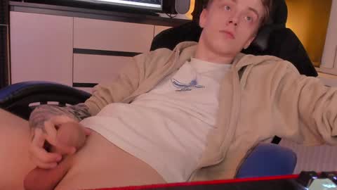 Snapshot of enkeer chatting on January 2025 01:39:02 AM Enker online show from January 2025 01:39:02 AM