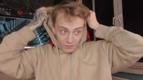 Snapshot of enkeer chatting on September 2025 01:00:01 AM Enker online show from September 2025 01:00:01 AM