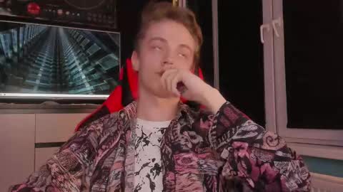 Snapshot of enkeer chatting on October 2025 07:37:01 PM Enker online show from October 2025 07:37:01 PM