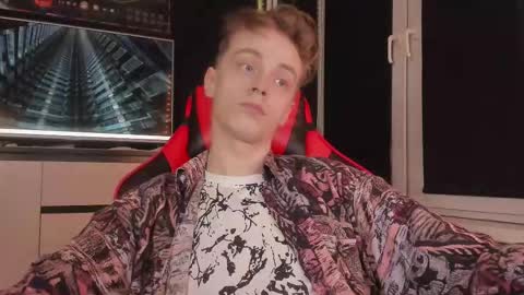 Snapshot of enkeer chatting on November 2025 05:37:01 PM Enker online show from November 2025 05:37:01 PM