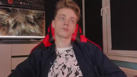 Snapshot of enkeer chatting on November 2025 09:58:01 PM Enker online show from November 2025 09:58:01 PM