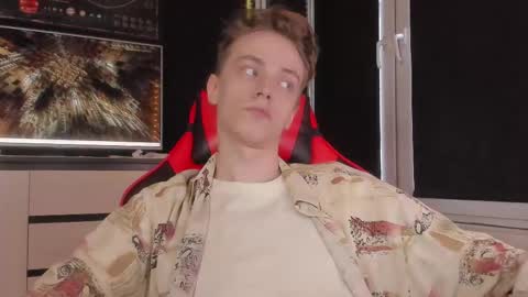 Snapshot of enkeer chatting on December 2025 06:52:02 AM Enker online show from December 2025 06:52:02 AM