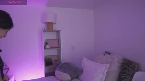 Snapshot of enola_holmes1 chatting on February 2026 12:03:01 PM enola holmes1 online show from February 2026 12:03:01 PM