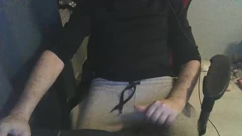 enriquexxx21xxx online show from February 2026 05:27:01 PM