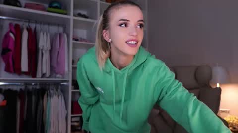 entya online show from October 2025 05:26:02 AM