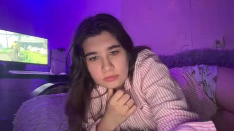 Snapshot of enyazhe chatting on November 2025 06:30:02 PM hoenyazhe online show from November 2025 06:30:02 PM