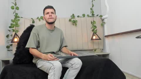 ENZO online show from November 2025 02:27:02 PM