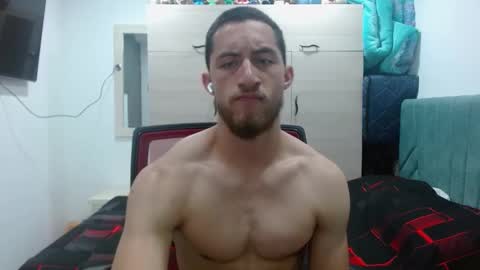 Snapshot of enzo_savage chatting on October 2025 06:38:02 PM enzo_savage online show from October 2025 06:38:02 PM