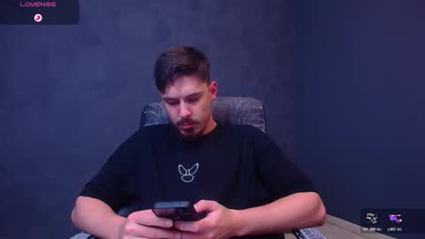 EnzoRace online show from December 2025 05:35:02 AM