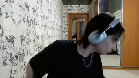 Lucy NEXT STREAM January 5 HNY  online show from April 2026 09:15:01 AM