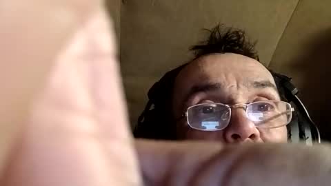 Snapshot of er693r chatting on March 2026 10:11:02 AM er693r online show from March 2026 10:11:02 AM