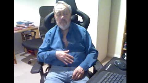 Snapshot of erasmus_d chatting on November 2025 05:28:02 PM erasmus_d online show from November 2025 05:28:02 PM