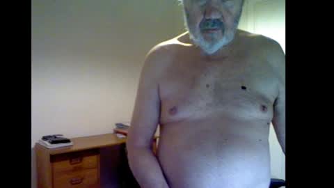 Snapshot of erasmus_d chatting on December 2025 06:03:01 PM erasmus_d online show from December 2025 06:03:01 PM