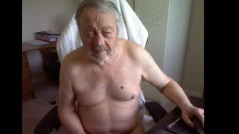 erasmus_d online show from April 2026 11:32:01 AM